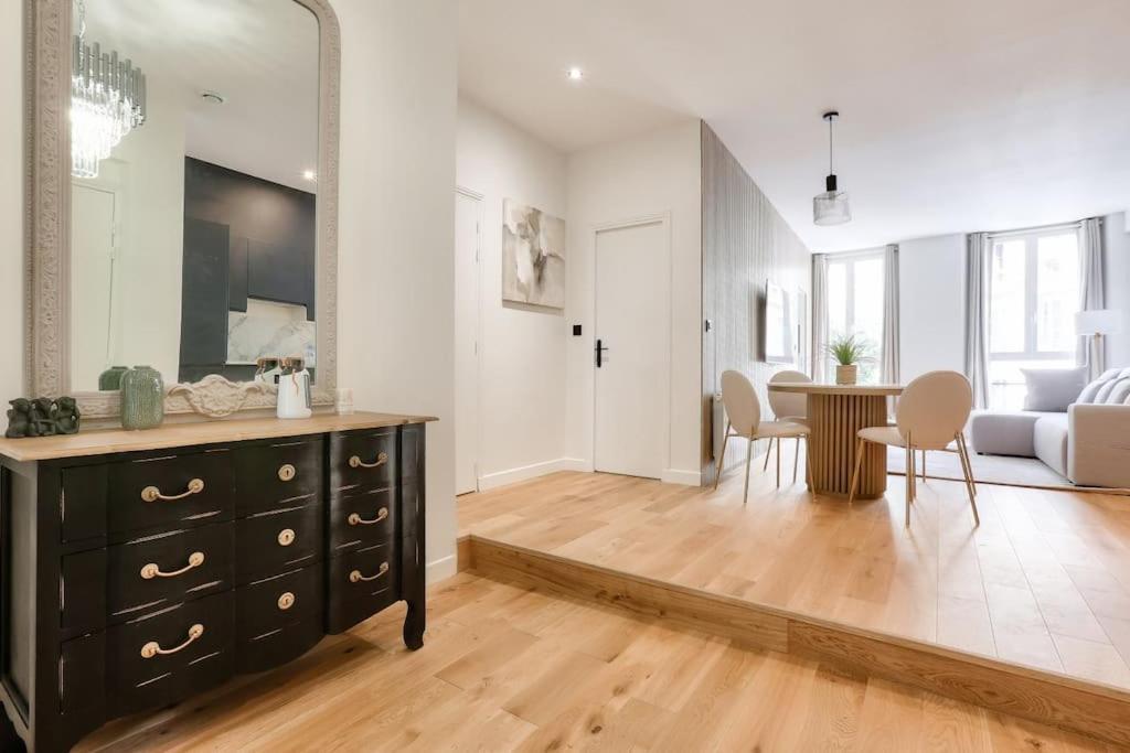 L'Elegance A La Parisienne Apartment Ngoại thất bức ảnh