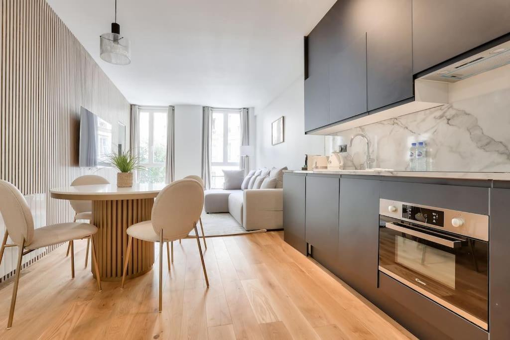 L'Elegance A La Parisienne Apartment Ngoại thất bức ảnh