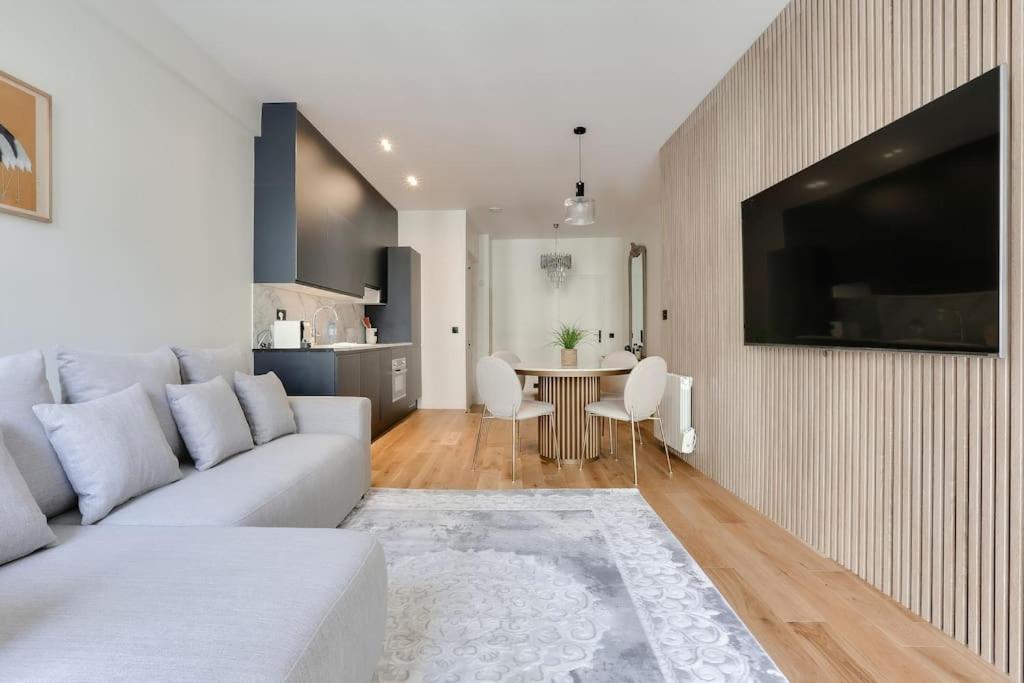 L'Elegance A La Parisienne Apartment Ngoại thất bức ảnh