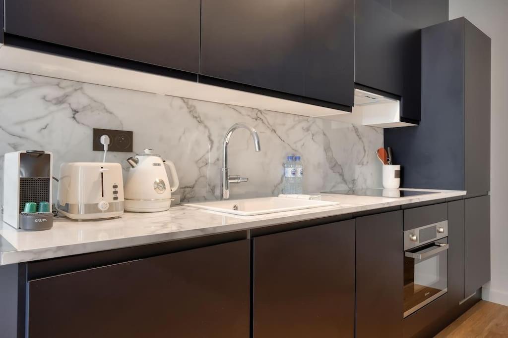 L'Elegance A La Parisienne Apartment Ngoại thất bức ảnh